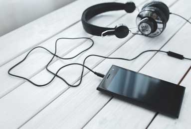 意甲官方晒8月精彩助攻合集，莫德里奇任意球助攻在列