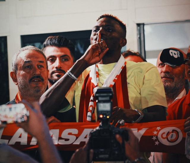 华体会官网下载-奥西门租借加盟加拉塔萨雷：一场荒诞的皆大欢喜