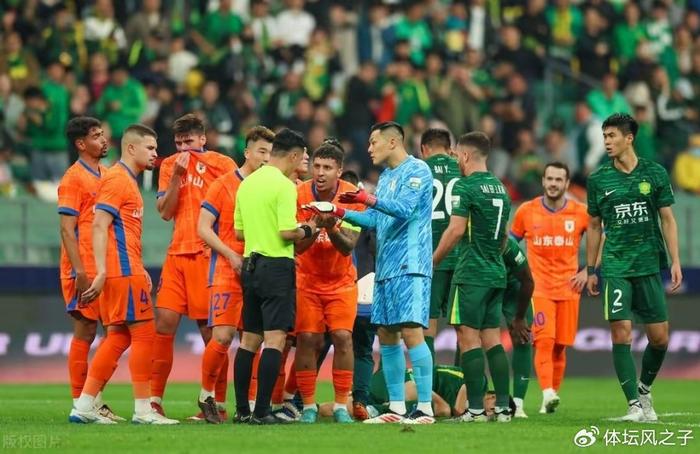 华体会网页版登录入口-泰山队复仇完成蜕变，这两大因素成关键，韩鹏与裁判谁更重要一些