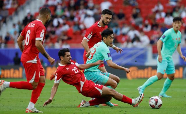 华体会官网下载-亚足联裁委会总结“恶心”国足 足球外交彻底失势